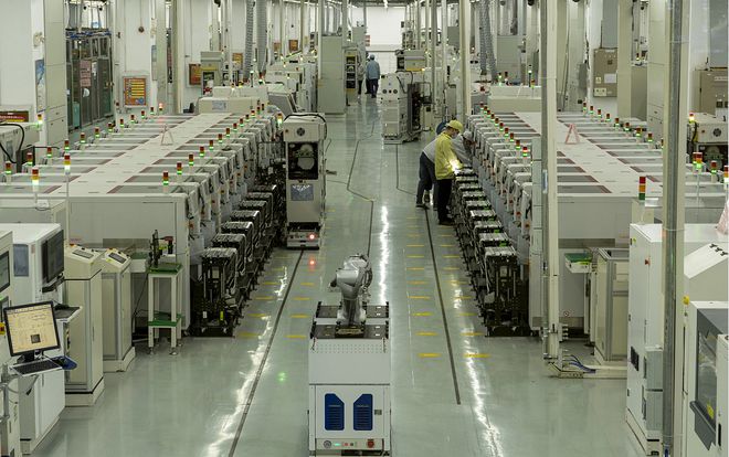 電廠丨 富士康造車:綿延18年的代工轉型之路